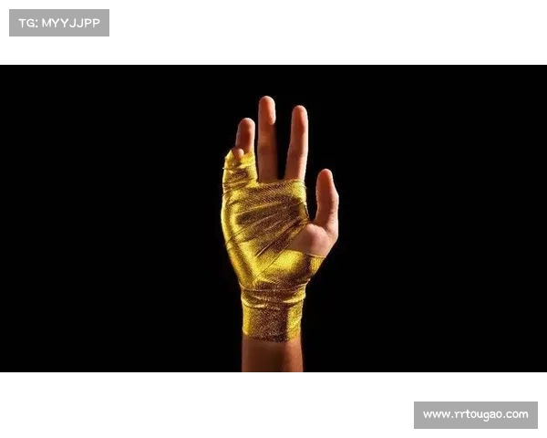 年度最佳球员评选:突破与坚持的巅峰时刻,荣耀加冕的荣耀之路 年度最佳球员评选:突破与坚持的巅峰时刻,荣耀加冕的荣耀之路